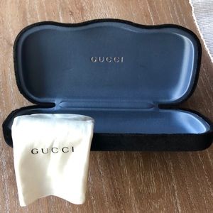 Gucci velvet sunglasses case